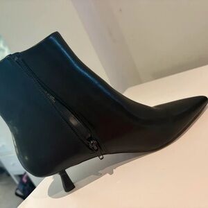 Boots Sleek Black Heeled Boots